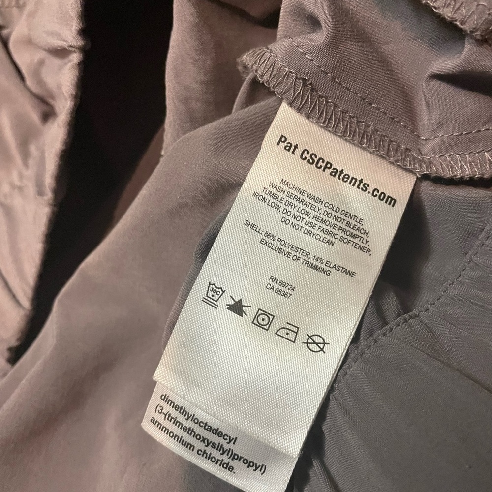 Women’s Columbia Lightweight Jacket ( small ) - Picture 5 of 6